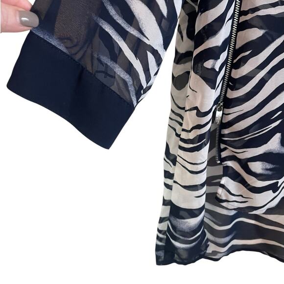 Chicos 3 Women TunicTop XL Abstract Animal Print Zipper Accent Rocker Whimsigoth - Picture 10 of 16